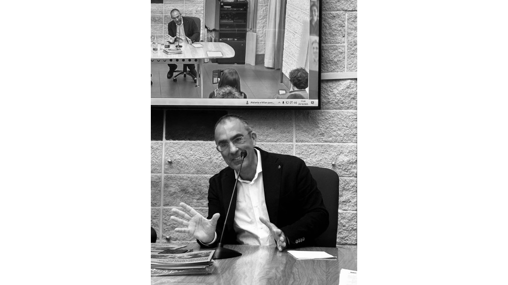 Claudio Franchi Gli interventi e la sala della riunione